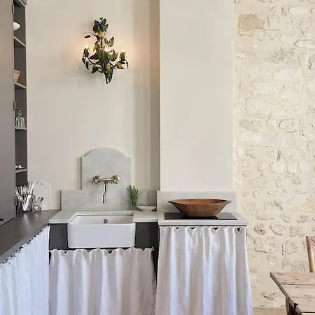 Porte Aiguière - Cœur Historique